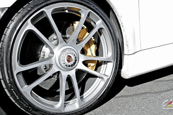 Фото дисков CEC C882 Сатиновый лак на Porsche 911 VI