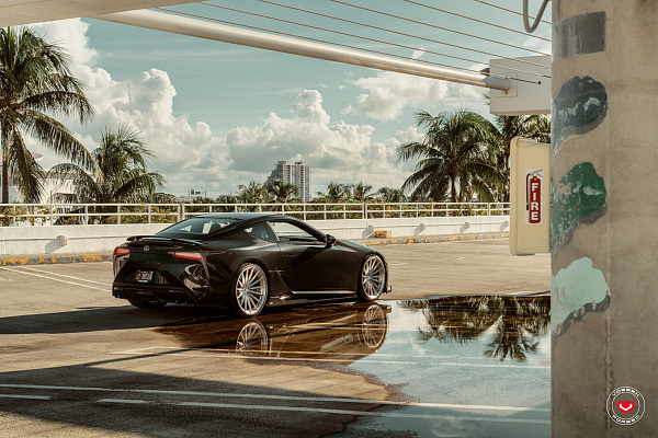 Фото дисков Vossen VPS-2 (3-Piece) Глянцевый лак на Lexus LC 500