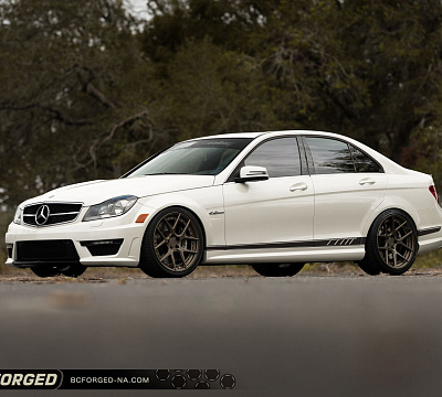 Фото дисков BC Forged HCS02 на Mercedes-Benz C-Class (W204)
