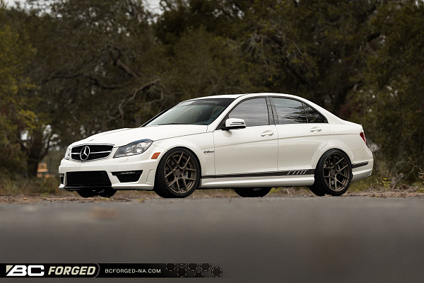 Фото дисков BC Forged HCS02 Сатиновая бронза на Mercedes-Benz C-Class (W204)