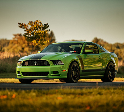 Фото дисков American Racing MACH FIVE на Ford Mustang V