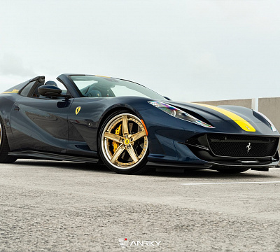 Фото дисков Anrky AN35 на Ferrari 812
