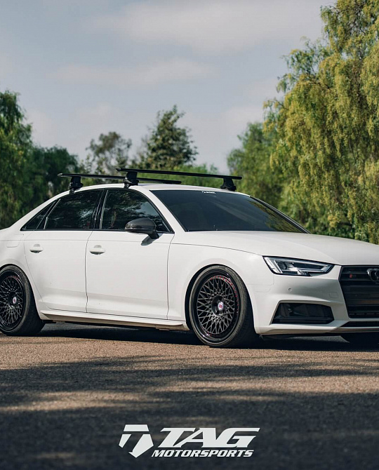 Фото дисков 501 Черный сатин на Audi A/S/RS 4 (B8)