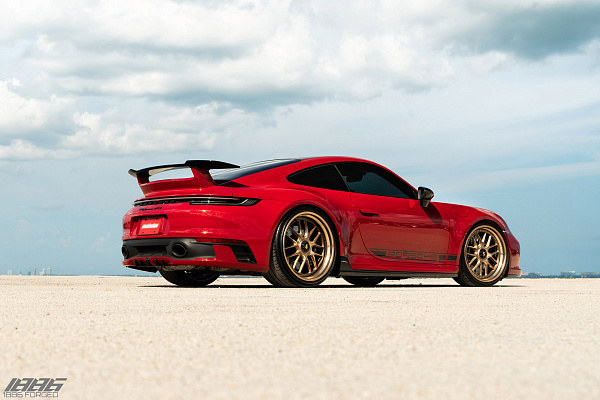 Фото дисков 1886 Wheels S007 Глянцевое золото на Porsche 911 VIII