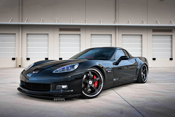 Фото дисков Strasse Wheels S5 Signature Другой цвет на Chevrolet Corvette C6