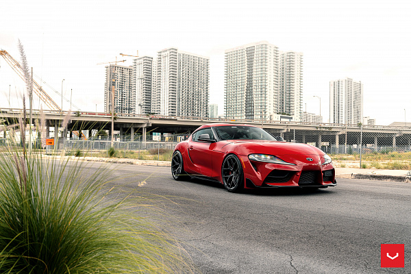 Фото дисков Vossen HF-5 Черный сатин на Toyota Supra A90