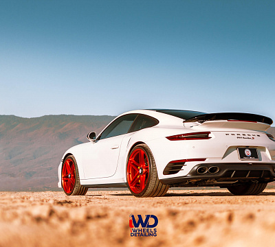Фото дисков HRE P207 на Porsche 911 VII