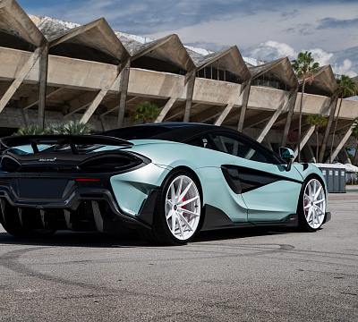 Фото дисков Anrky AN18 на McLaren 600