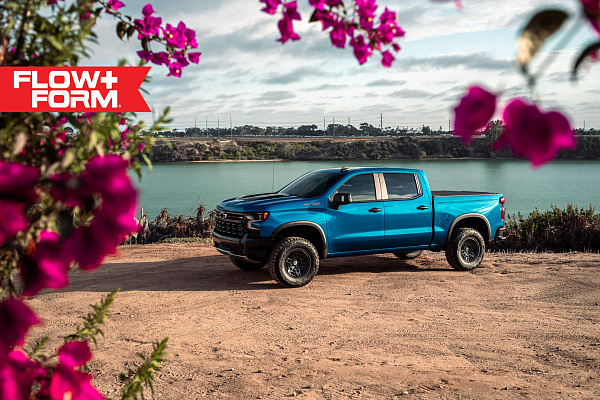 Фото дисков HRE FT1 Черный сатин на Chevrolet Silverado IV