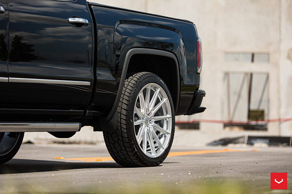Фото дисков Vossen HF6-1 Серебро на GMC Sierra III