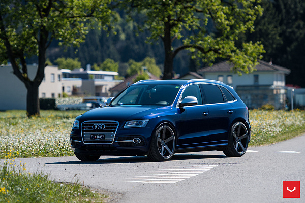 Фото дисков Vossen CV3 Глянцевый графит на Audi Q5 (8R)