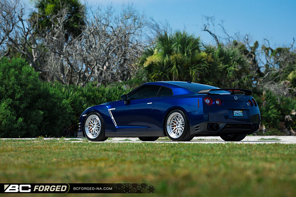 Фото дисков BC Forged LE81 // MLE81 Глянцевый лак на Nissan GT-R