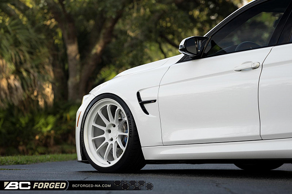 Фото дисков BC Forged TD01 Белый глянец на BMW 3/M3 (F3x/F80)