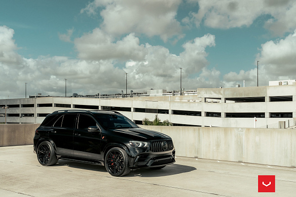 Фото дисков Vossen HF-7 Черный глянец на Mercedes-Benz GLE II