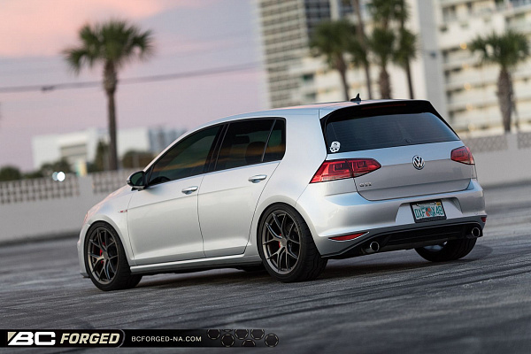 Фото дисков BC Forged KL01 Матовый графит на Volkswagen Golf VII