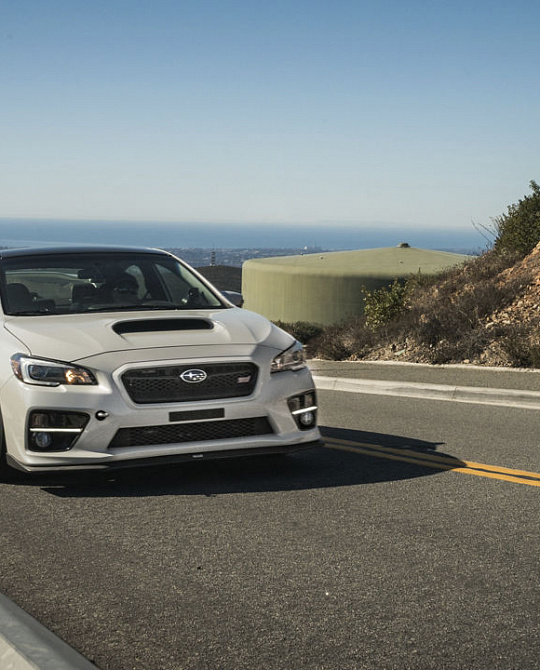 Фото дисков MR145 TRAKLITE 3.0 Сатиновое темное золото на Subaru WRX VA