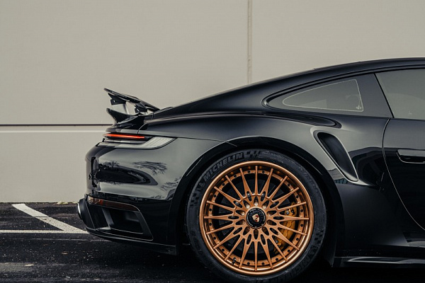 Фото дисков Brixton Forged HS1 Сатиновая медь на Porsche 911 VIII
