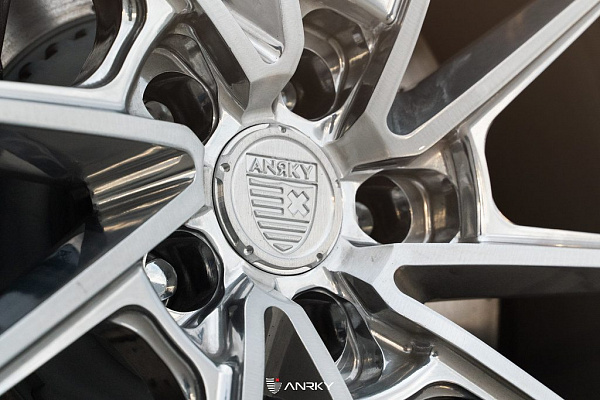 Фото дисков Anrky S1-X5 Полированный лак на Mercedes-Benz S-Class (W222, C217)