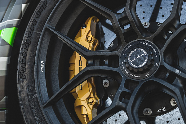 Фото дисков Brixton Forged CM5-R Черный матовый на Porsche 911 VII