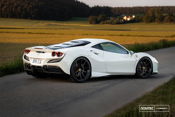 Фото дисков NOVITEC NF8 Черный глянец на Ferrari F8