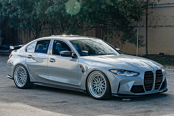 Фото дисков Strasse Wheels SM10 Track Другой цвет на BMW 3/M3 (G2x/G80)