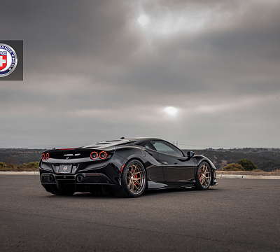 Фото дисков HRE S101SC на Ferrari F8