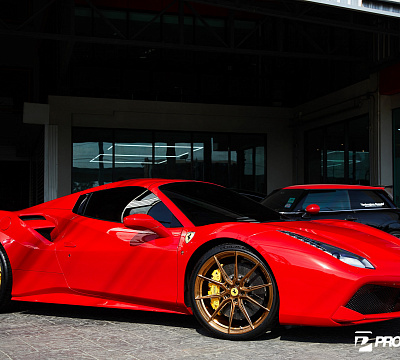 Фото дисков Vossen EVO-2R на Ferrari 488