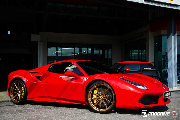Ferrari 488
