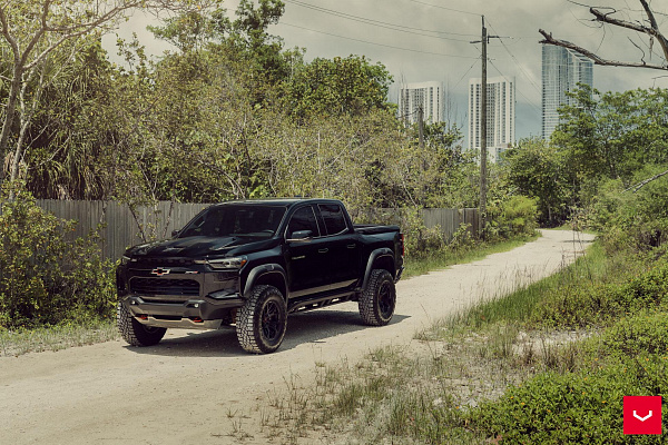 Фото дисков Vossen HF6-4 Черный глянец на Chevrolet Colorado