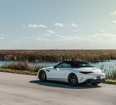 Фото дисков Vossen S17-04 на Mercedes-Benz SL (R232)
