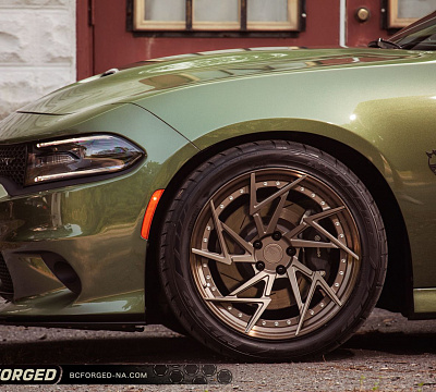 Фото дисков BC Forged HCA222 на Dodge Charger VII