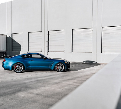 Фото дисков Brixton Forged R11-RS на Ford Mustang VI