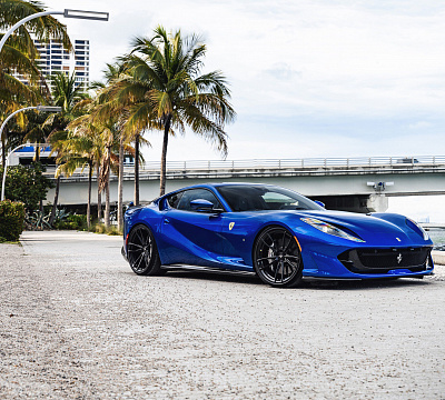 Фото дисков Vossen S17-06 на Ferrari 812