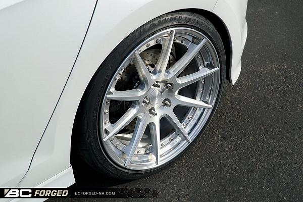 Фото дисков BC Forged HCS04 Глянцевый лак на Volkswagen Golf VII