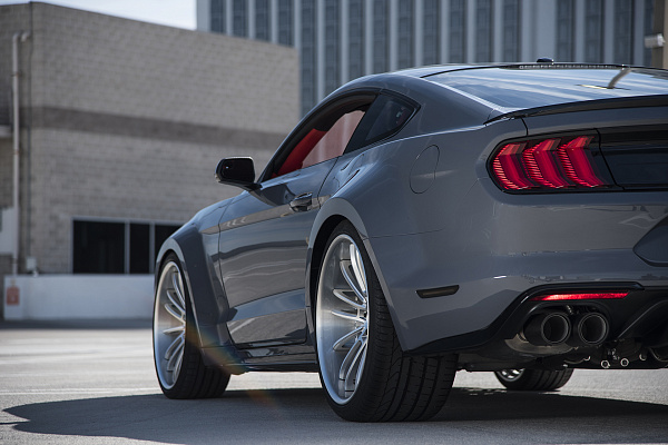 Фото дисков Savini SV78 Глянцевый лак на Ford Mustang VII