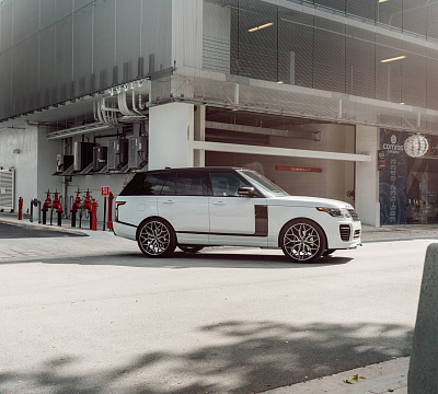 Фото дисков Vossen HF-2 на Range Rover IV