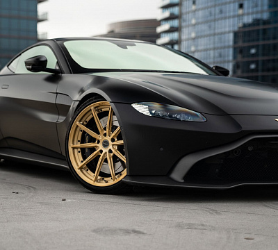 Фото дисков Brixton Forged R11-R на Aston Martin Vantage 4
