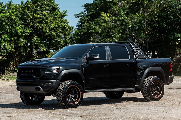 Фото дисков Anrky AN36-S Черный сатин на Ram 1500 V