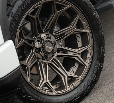 Фото дисков 4PLAY 4P83 на GMC Sierra IV