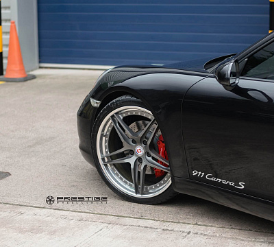 Фото дисков HRE S107 на Porsche 911 VII