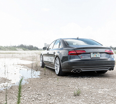 Фото дисков Vossen VFS-1 на Audi A/S 8 (D4)