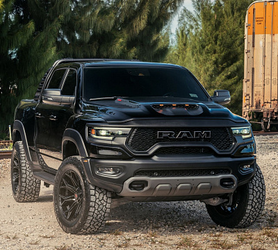 Фото дисков 4PLAY 4P83 на Ram 1500 V