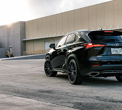 Фото дисков Vossen CVT на Lexus NX I