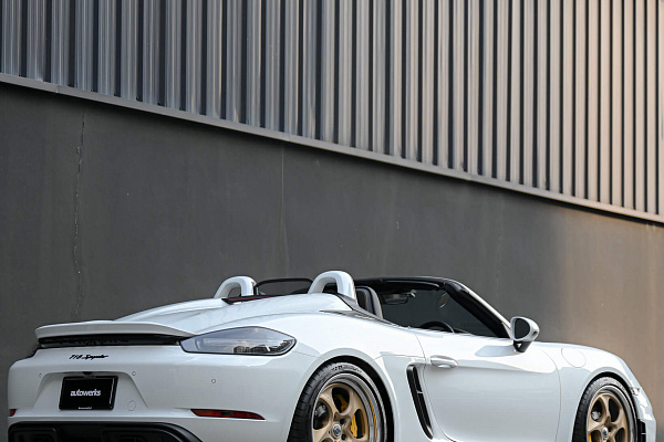 Фото дисков HRE 522 Сатиновая шампань на Porsche Boxster IV