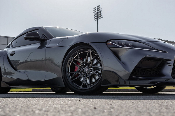 Фото дисков Anrky S1-X2 Глянцевый темный лак на Toyota Supra A90