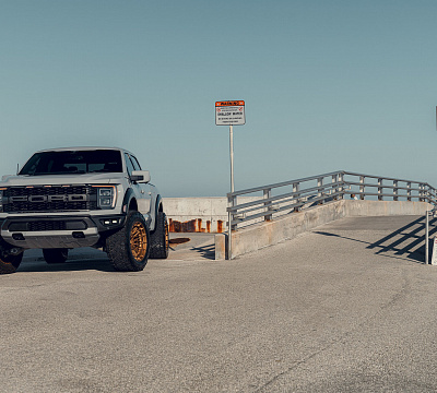 Фото дисков Vossen LCX-03 на GMC Sierra IV