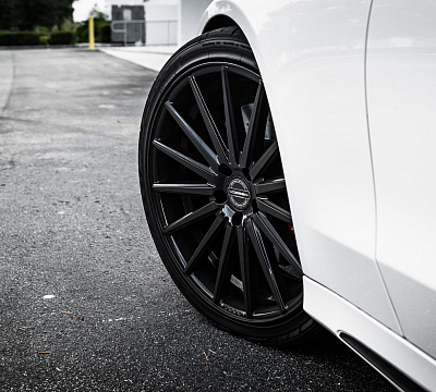 Фото дисков Vossen VFS-2 на Mercedes-Benz C-Class (W205)
