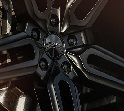 Фото дисков Vossen HF-1 на Lexus RX IV