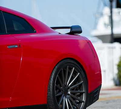 Фото дисков Vossen VFS-2 на Nissan GT-R