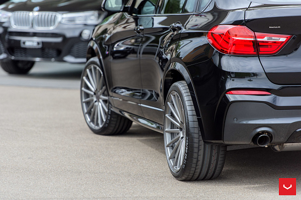 Фото дисков Vossen VFS-2 Глянцевый графит на BMW X4 (F26)